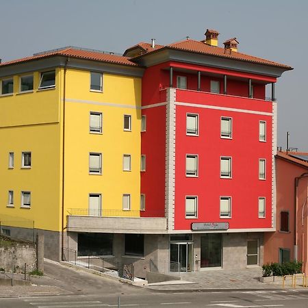 Hotel 5 Vie Almenno San Salvatore Екстериор снимка