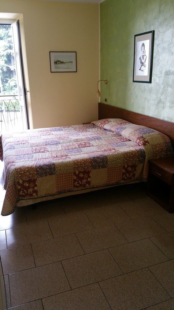 Hotel 5 Vie Almenno San Salvatore Екстериор снимка